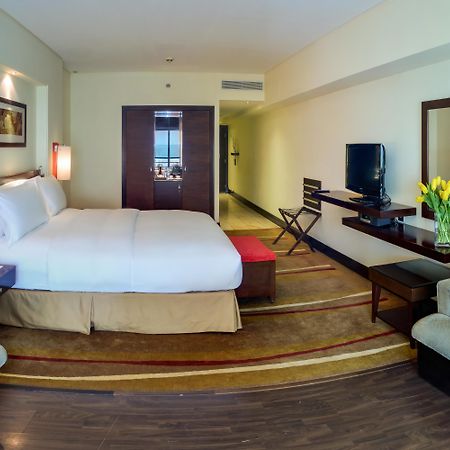 Hotel Sofitel Al Khobar The Corniche Zewnętrze zdjęcie A room at the hotel