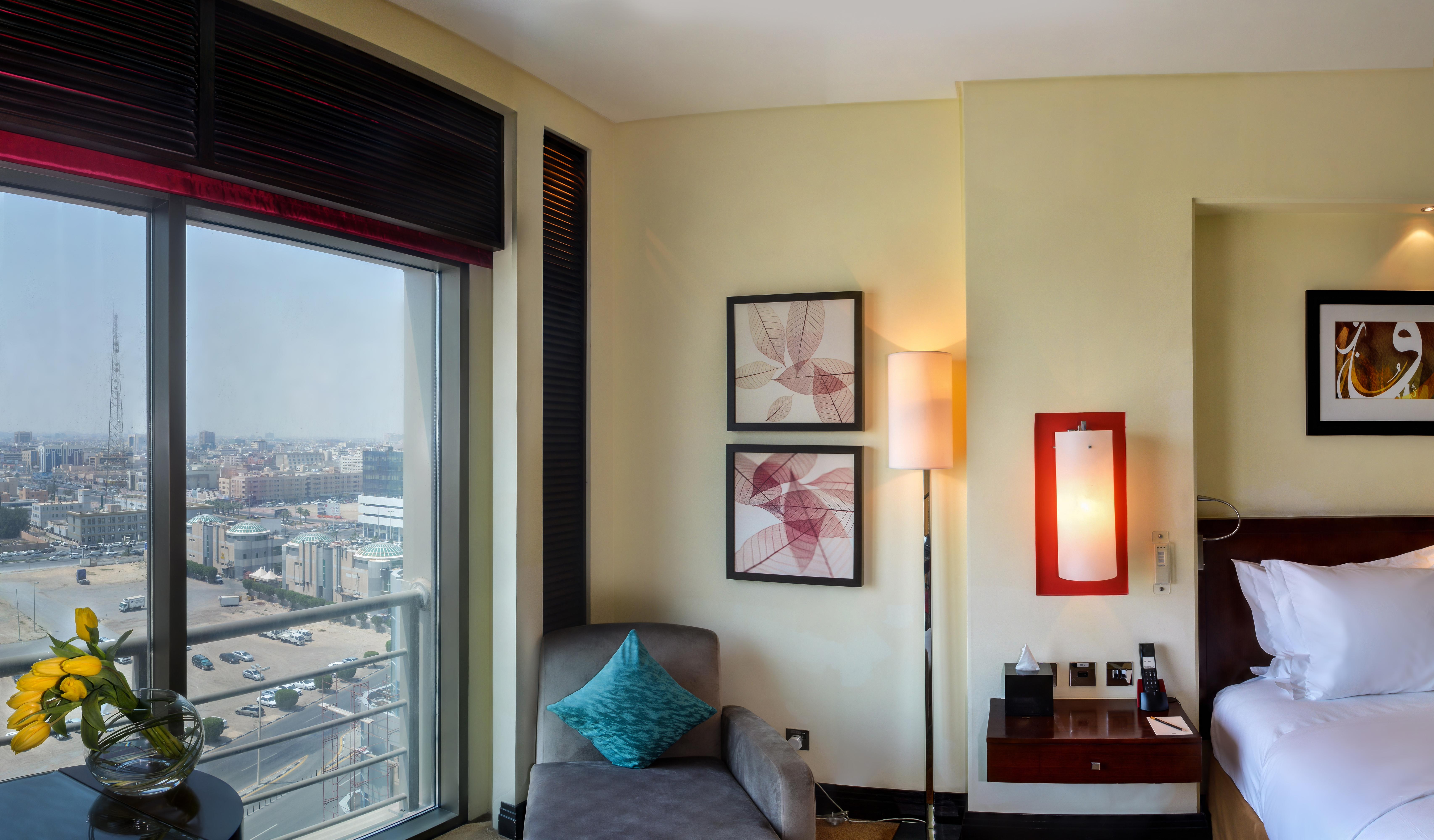 Hotel Sofitel Al Khobar The Corniche Zewnętrze zdjęcie A room at the hotel