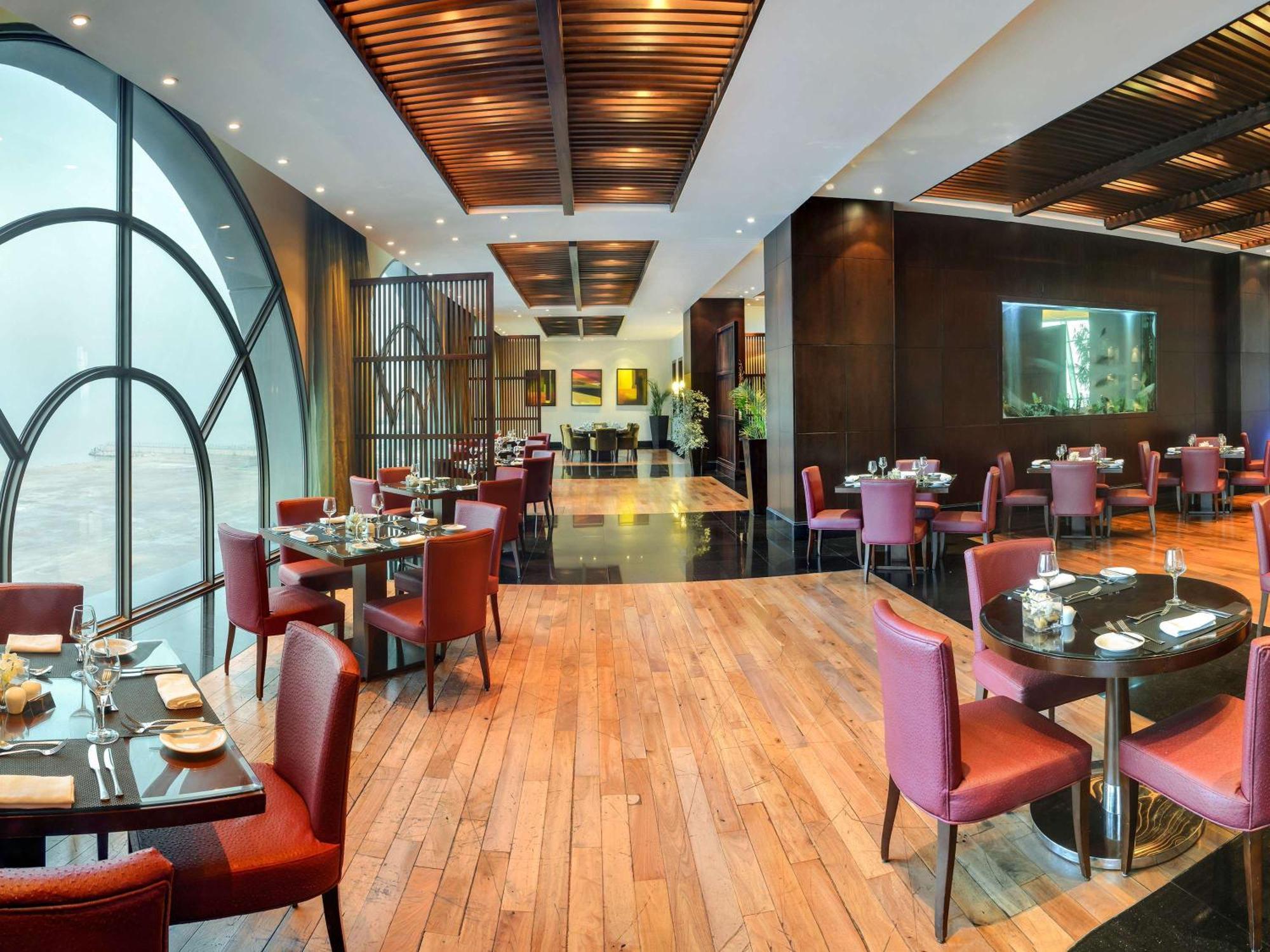 Hotel Sofitel Al Khobar The Corniche Zewnętrze zdjęcie The restaurant