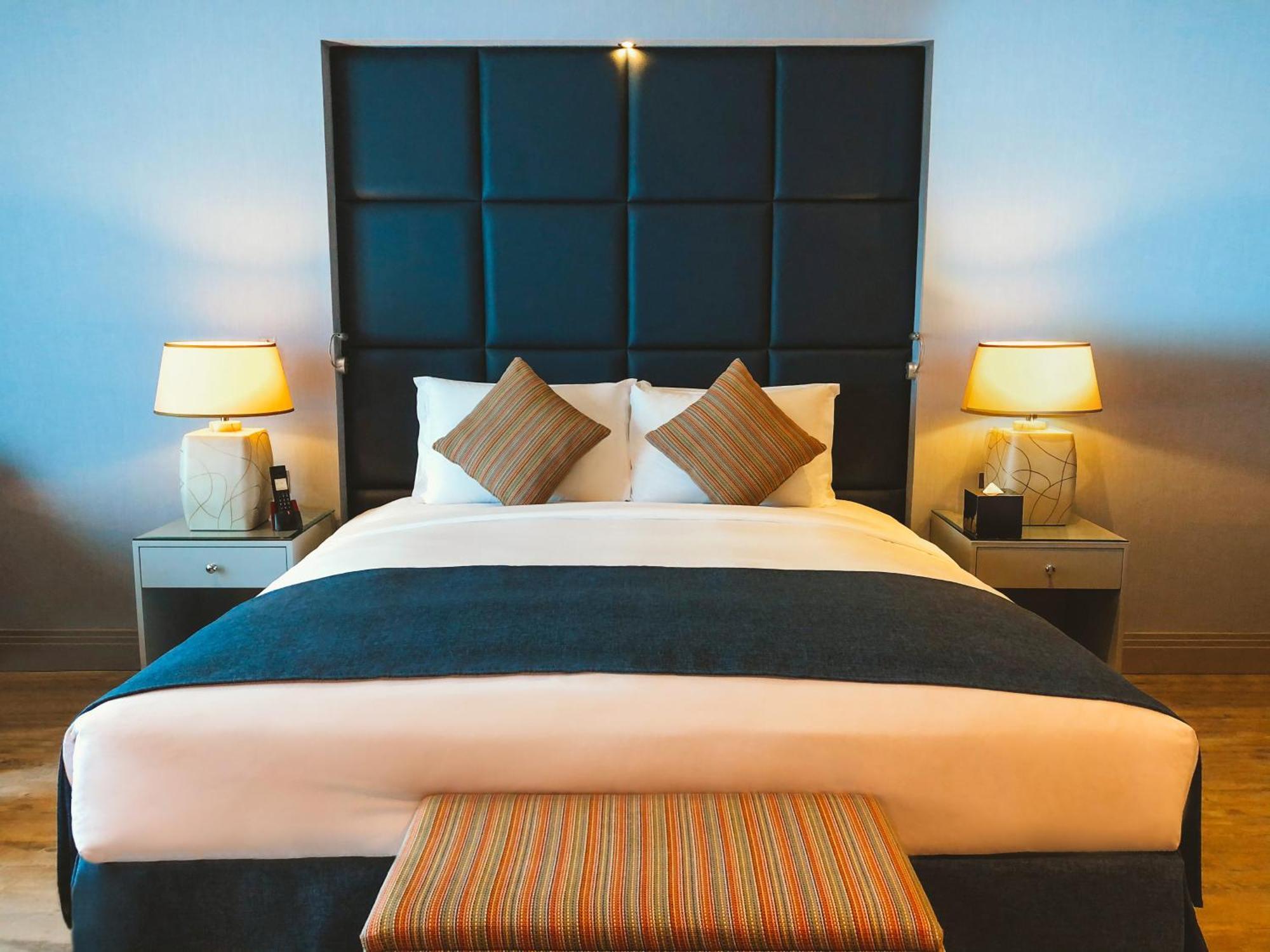 Hotel Sofitel Al Khobar The Corniche Zewnętrze zdjęcie A bedroom at the hotel